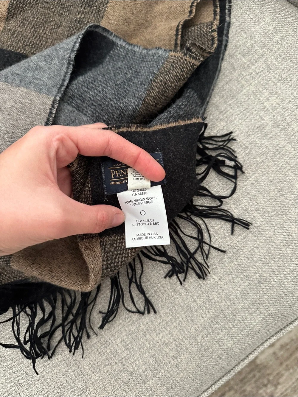 Pendleton Made in USA Men's Wool Plaid Fringe Scarf Black, Gray & Brown 80x14,5